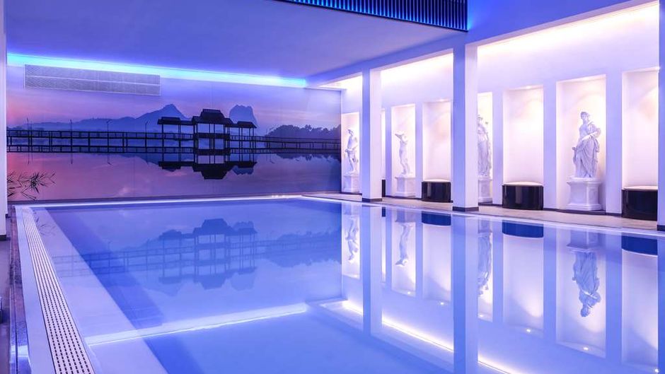 Sina Astor Pool
