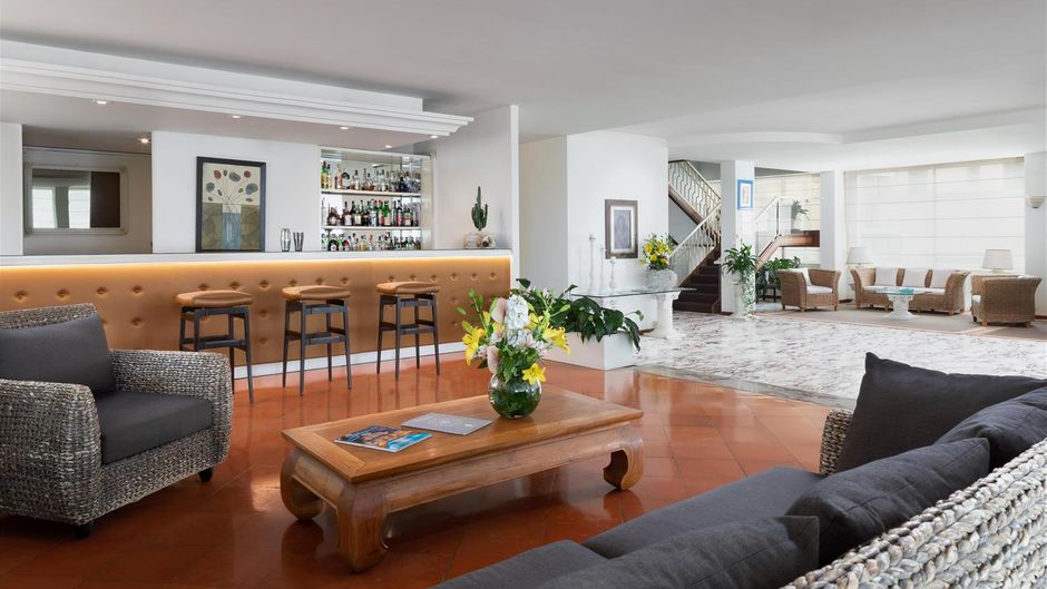 Sina Astor Lobby