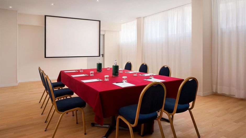 Sina Astor Meeting
