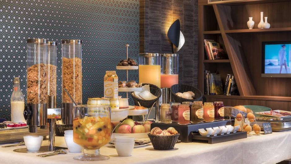 Acanthe Hotel Restaurant