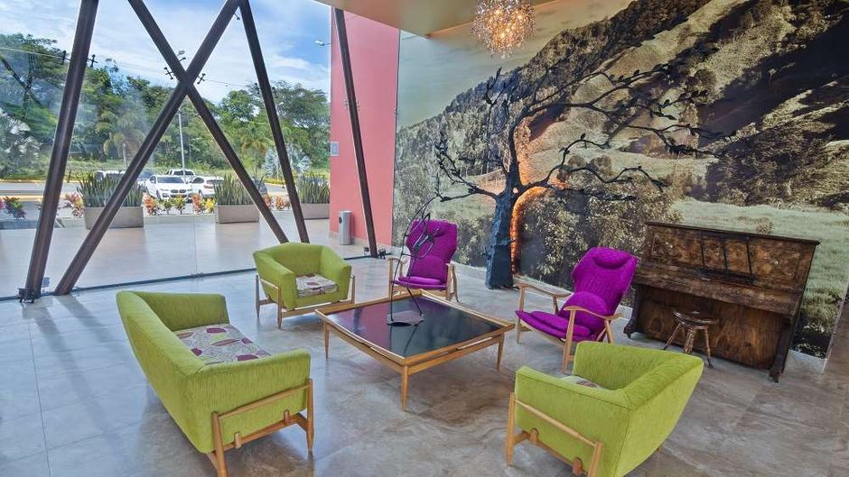Sonesta Pereira Hotel Lobby