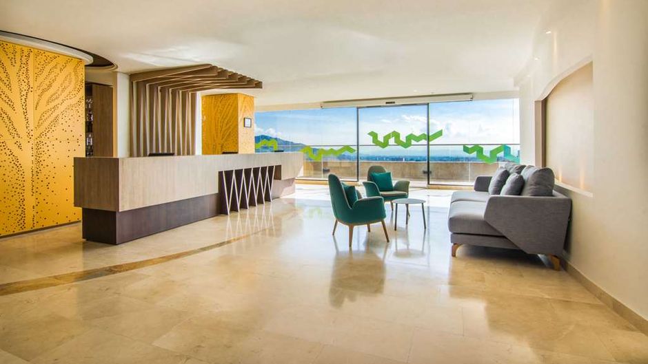Sonesta Hotel Ibague Lobby