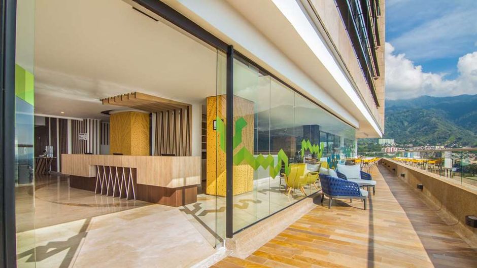 Sonesta Hotel Ibague Lobby