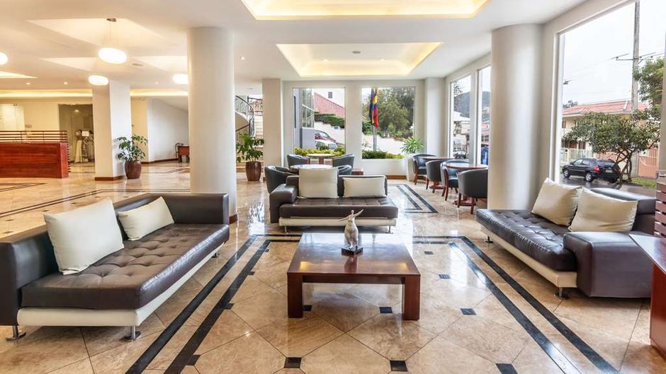 Sonesta Hotel Loja Lobby