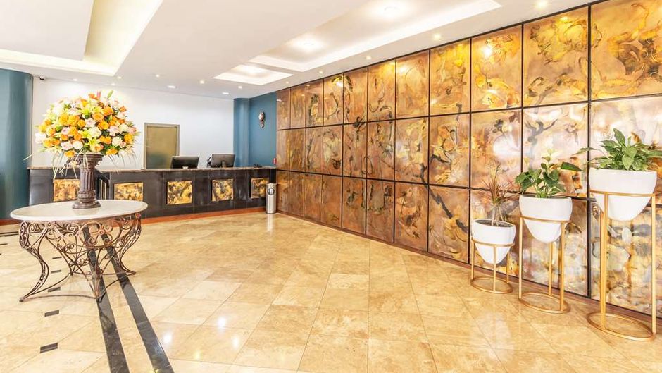 Sonesta Hotel Loja Lobby