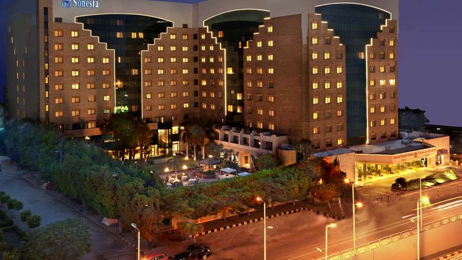 Sonesta Hotel Tower & Casino Exterior
