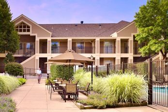 Sonesta ES Suites Somerset