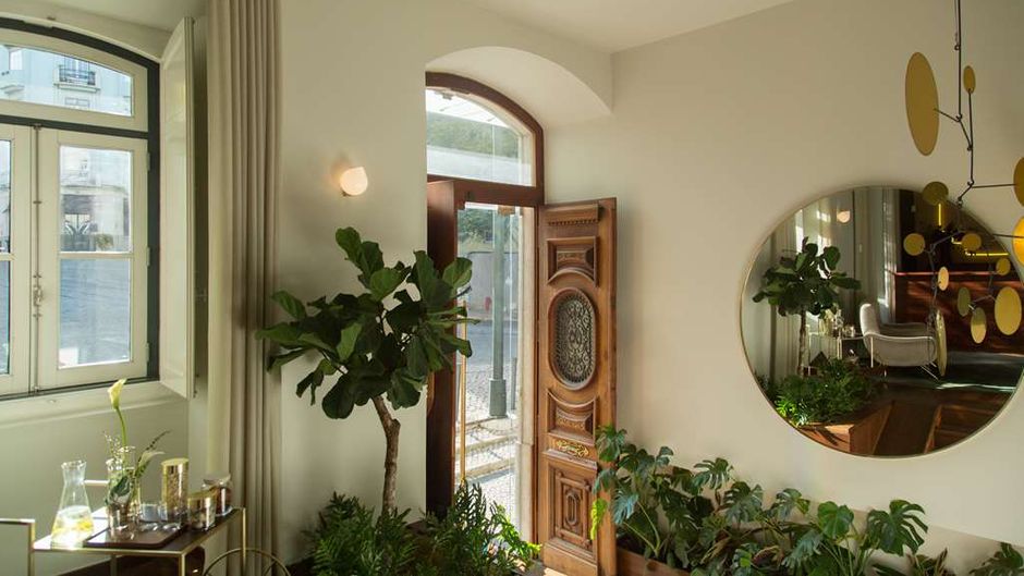 The Vintage Hotel & Spa Lisbon Lobby