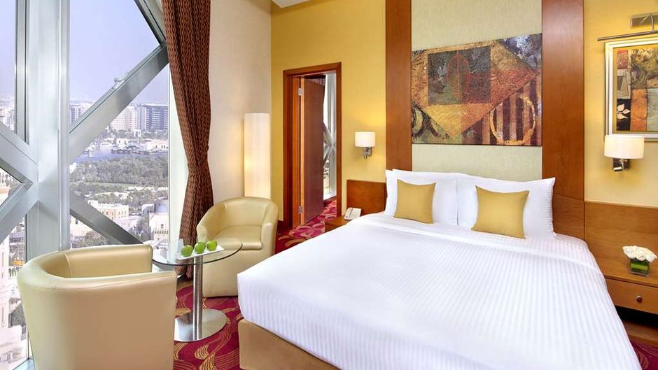 City Seasons Towers Hotel Room
