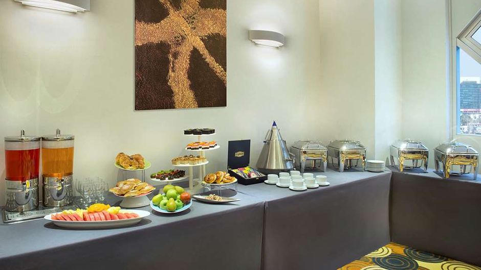 City Seasons Towers Hotel Restaurant
