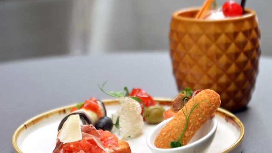 Hotel Mona Plaza Restaurant