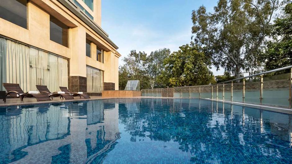 Ramada by Wyndham New Delhi Pitampura Pool