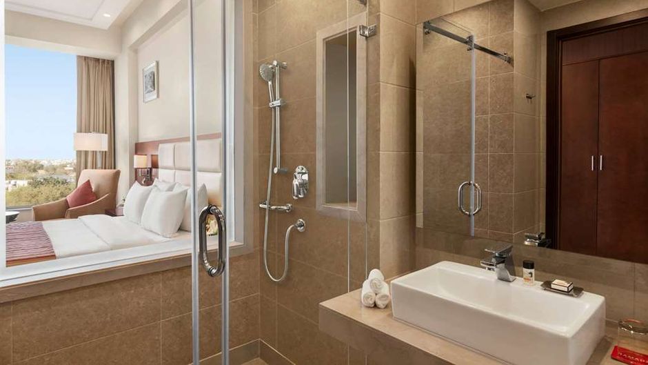 Ramada by Wyndham New Delhi Pitampura Room