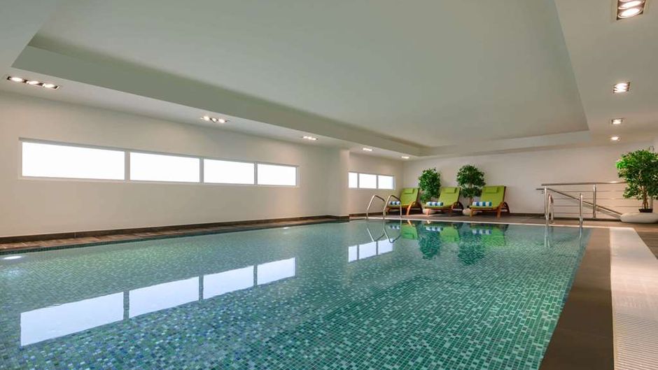 Wyndham Garden Muscat Al Khuwair Pool