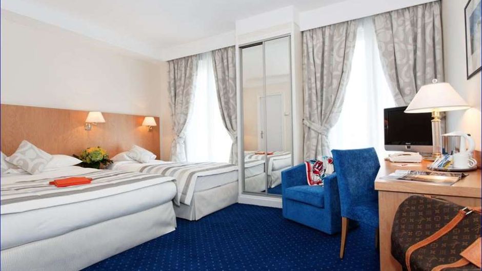 Atlantic Hotel Room