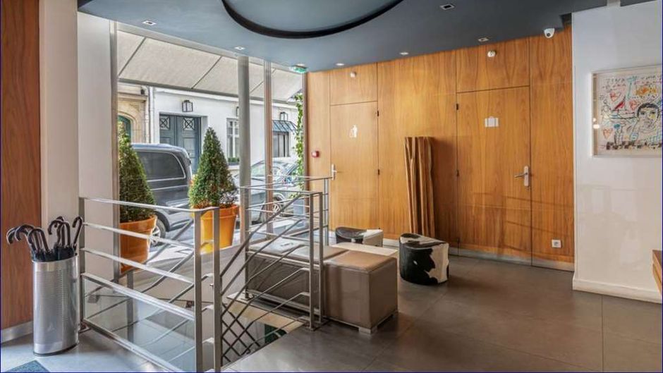 Le 20 Prieure Hotel Room