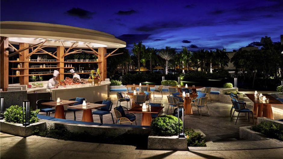 Pullman Phu Quoc Beach Resort Restaurant