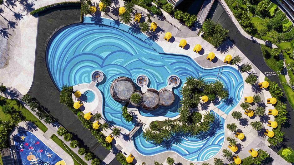 Pullman Phu Quoc Beach Resort Pool