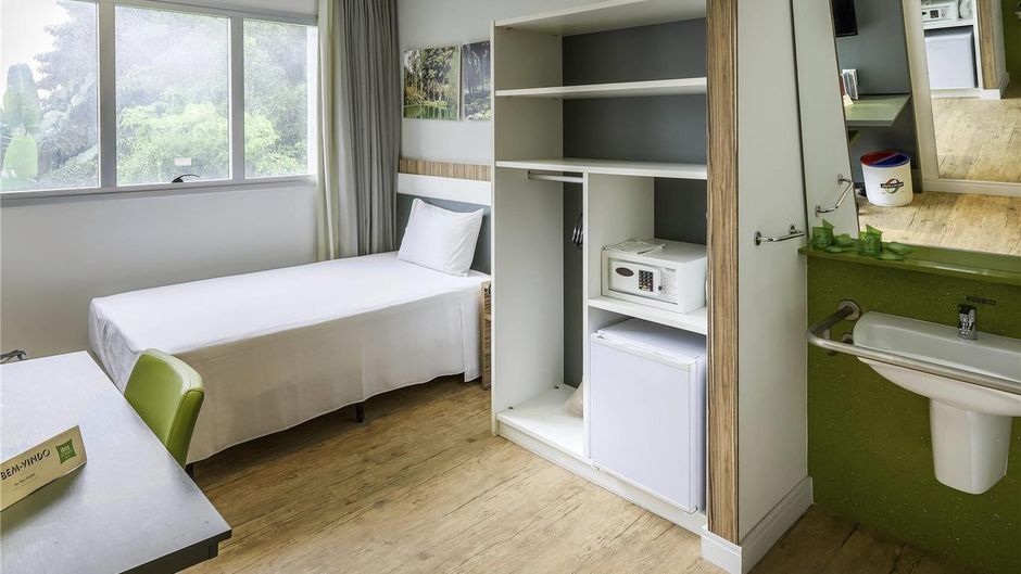 Ibis Styles Confins Airport Room