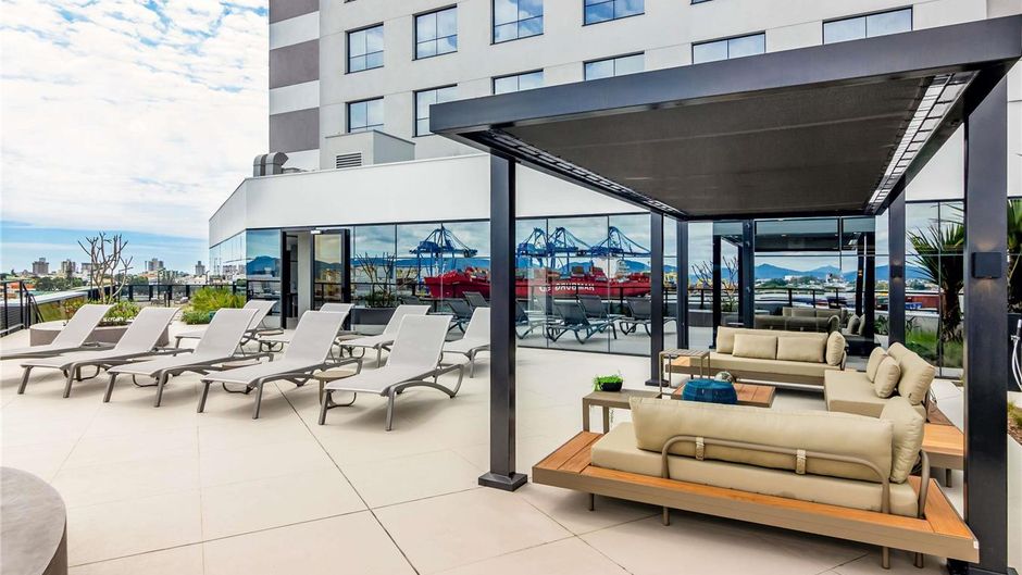 Mercure Itajai Navegantes Pool