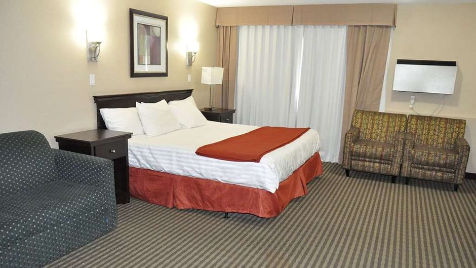 Ramada by Wyndham Abbotsford Room