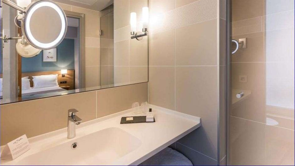 Le Magellan Hotel Room