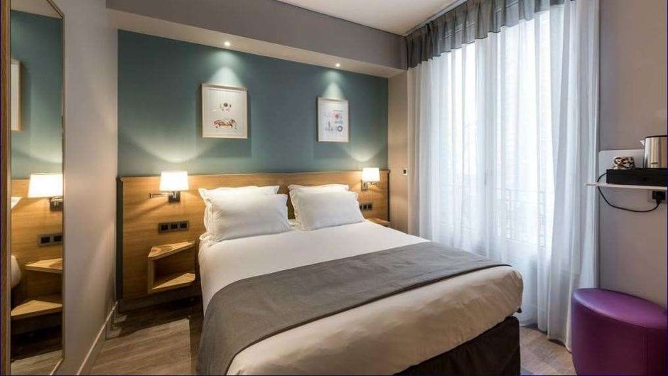 Le Magellan Hotel Room