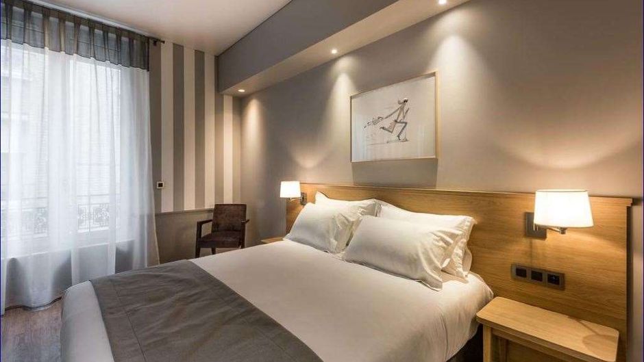 Le Magellan Hotel Room