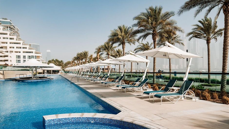 Hilton Dubai Palm Jumeirah Pool