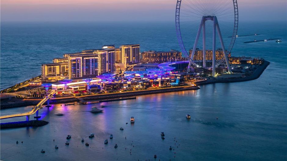 Hilton Dubai Palm Jumeirah Exterior