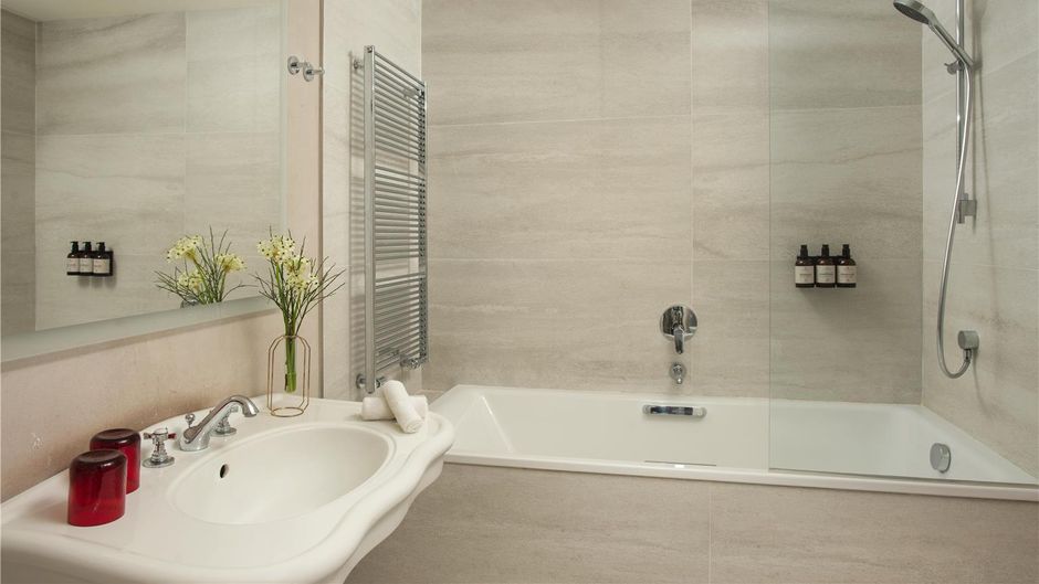 NH Collection Verona Room