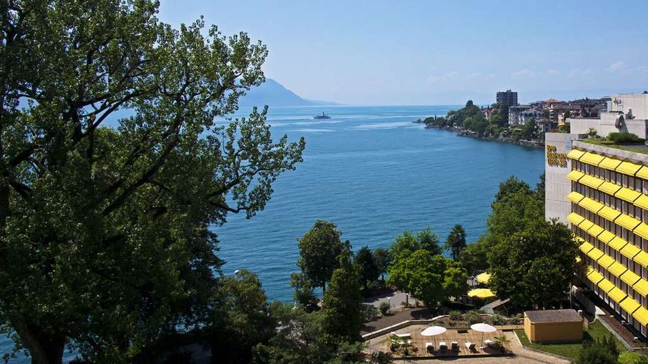 Royal Plaza Montreux Exterior