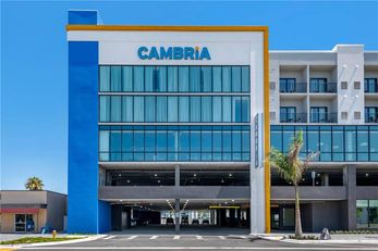 Cambria St Petersburg-Madeira Beach