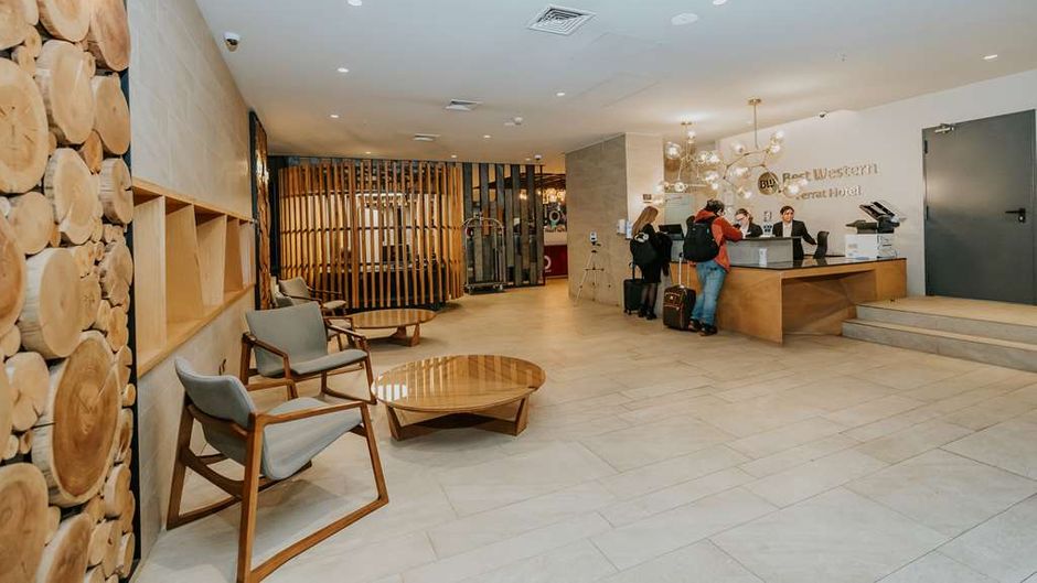 Best Western Ferrat Lobby