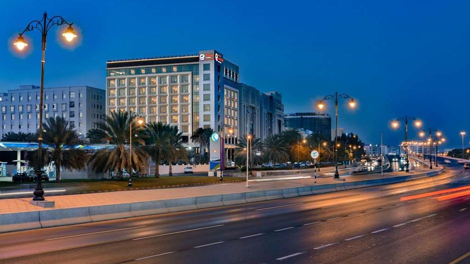 Ramada Encore Wyndham Muscat Al Ghubrah Exterior