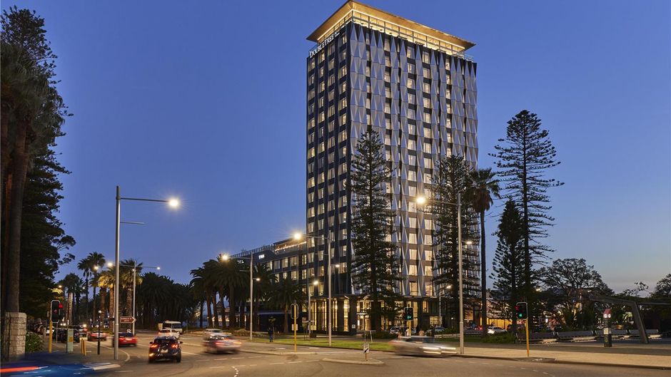 DoubleTree by Hilton Perth Waterfront Exterior