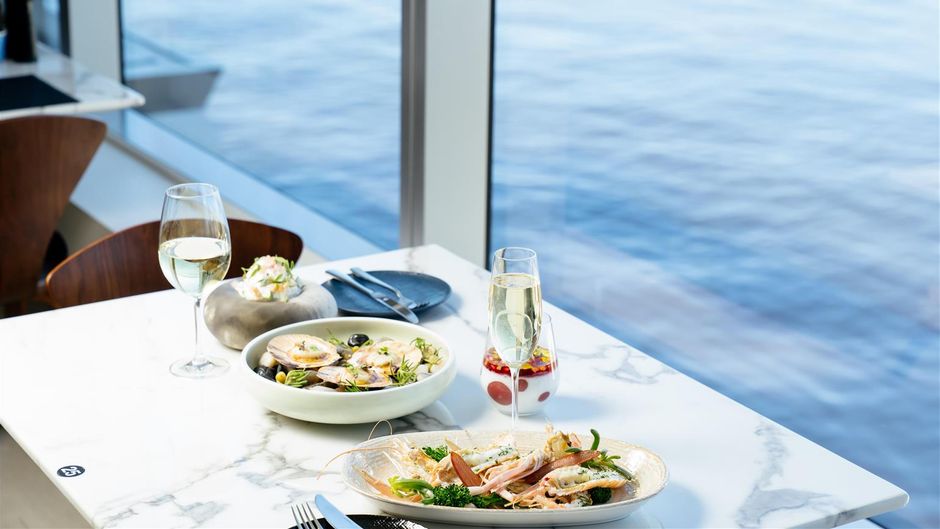 DoubleTree by Hilton Perth Waterfront Restaurant