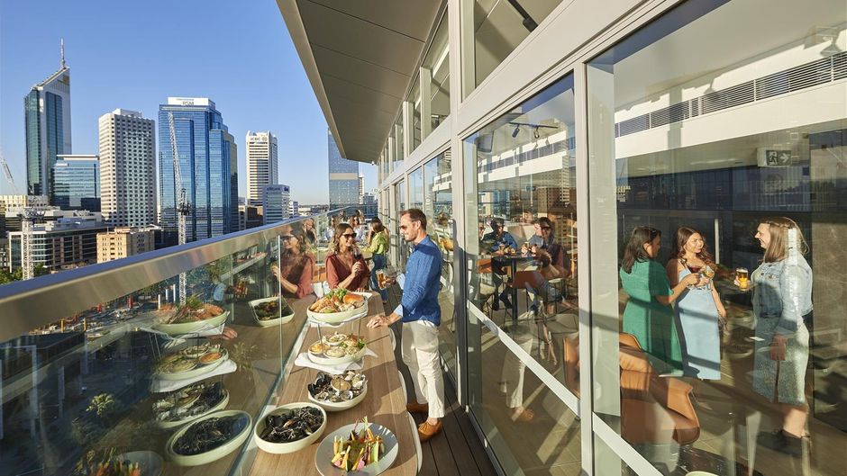 DoubleTree by Hilton Perth Waterfront Restaurant
