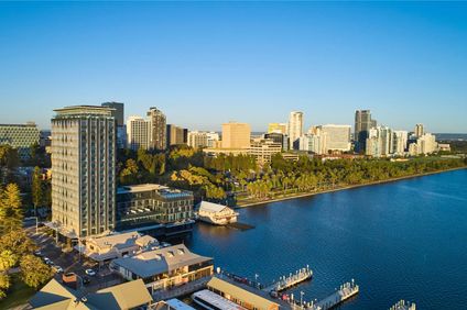 DoubleTree by Hilton Perth Waterfront