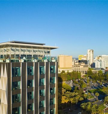 DoubleTree by Hilton Perth Waterfront