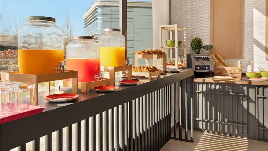 Ramada by Wyndham Madrid Getaf Other