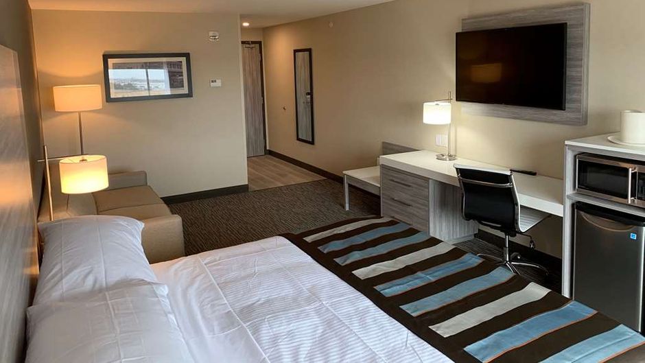 Wingate by Wyndham Kanata West Room