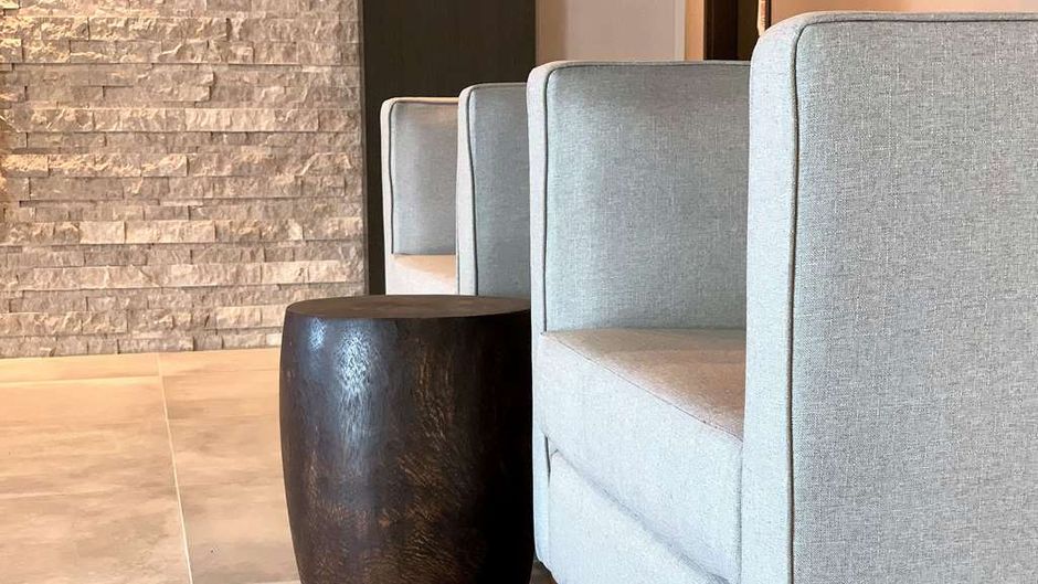 Wingate by Wyndham Kanata West Lobby