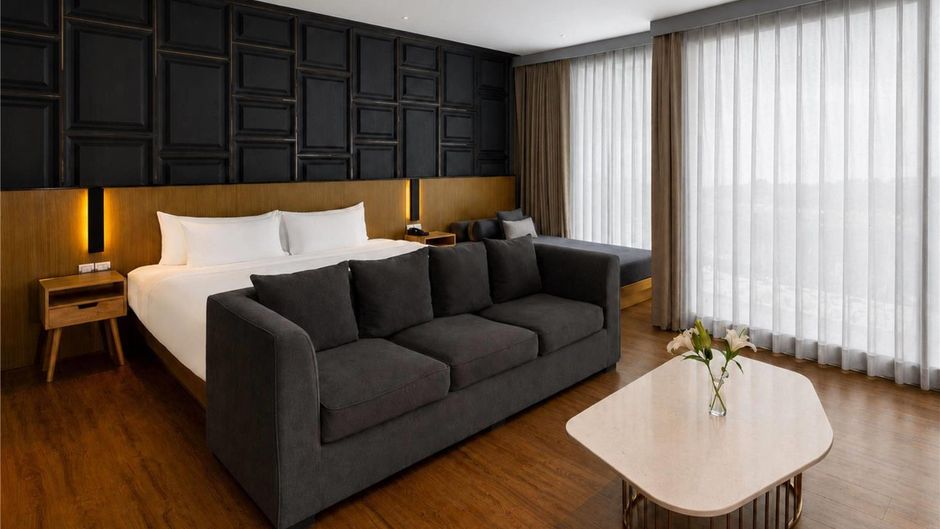 Wyndham Grand Nai Harn Beach Phuket Suite