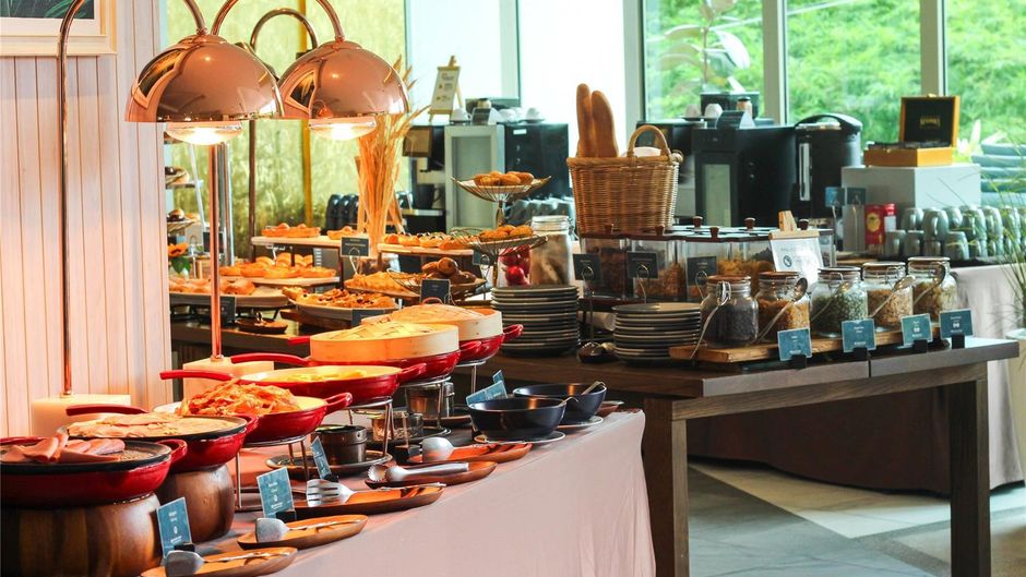 Wyndham Grand Nai Harn Beach Phuket Restaurant