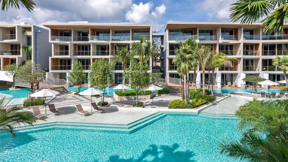 Wyndham Grand Nai Harn Beach Phuket Pool