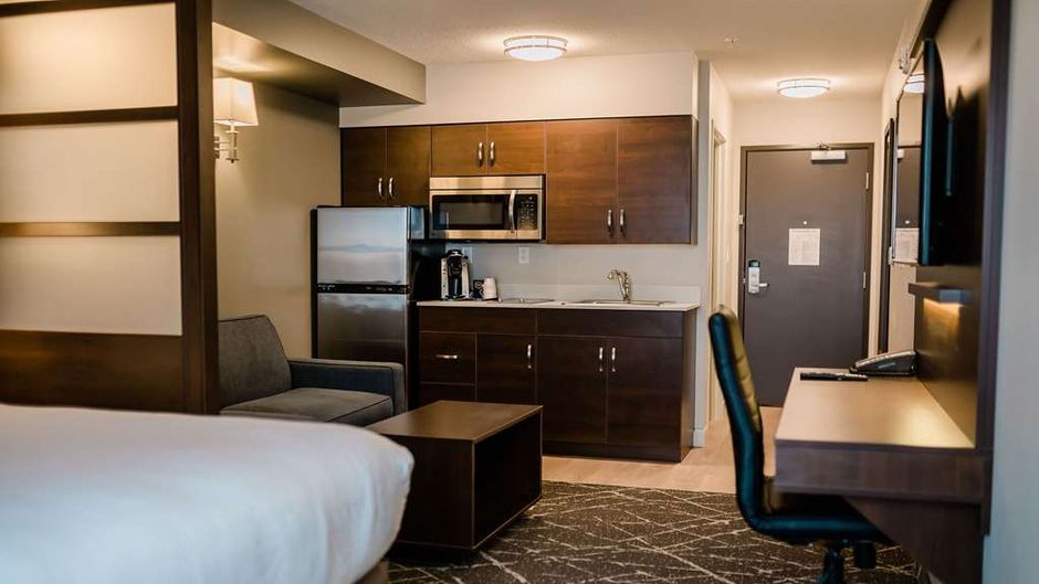 Microtel Inn and Suites by Wyndham Suite