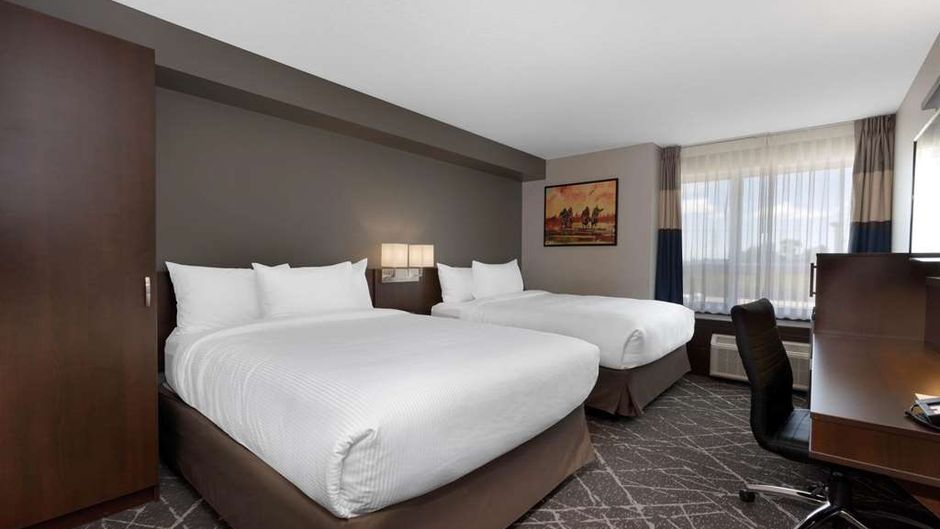 Microtel Inn and Suites by Wyndham Room