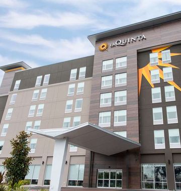 La Quinta Inn & Suite by Wyndham