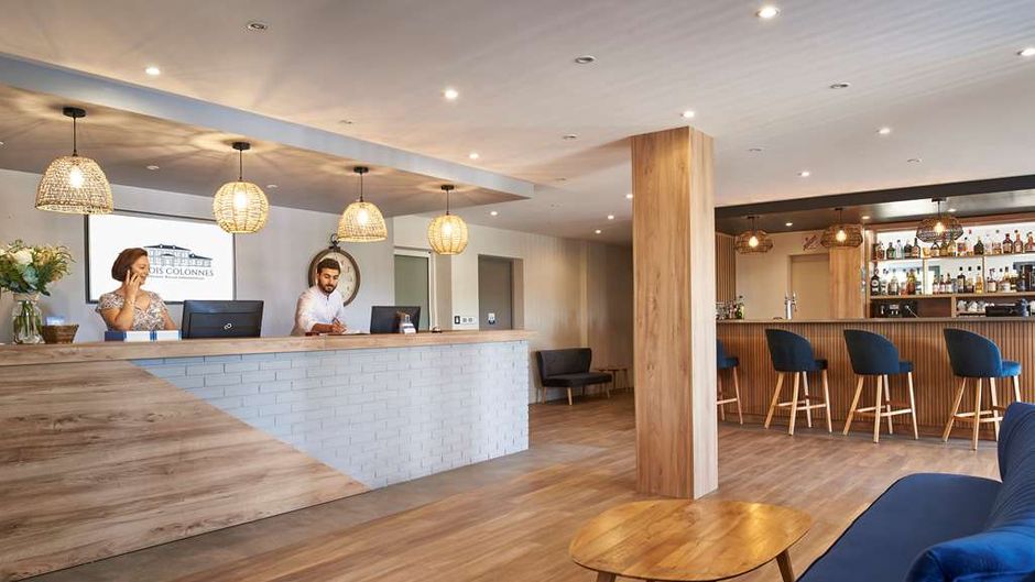 Kyriad Sens Lobby